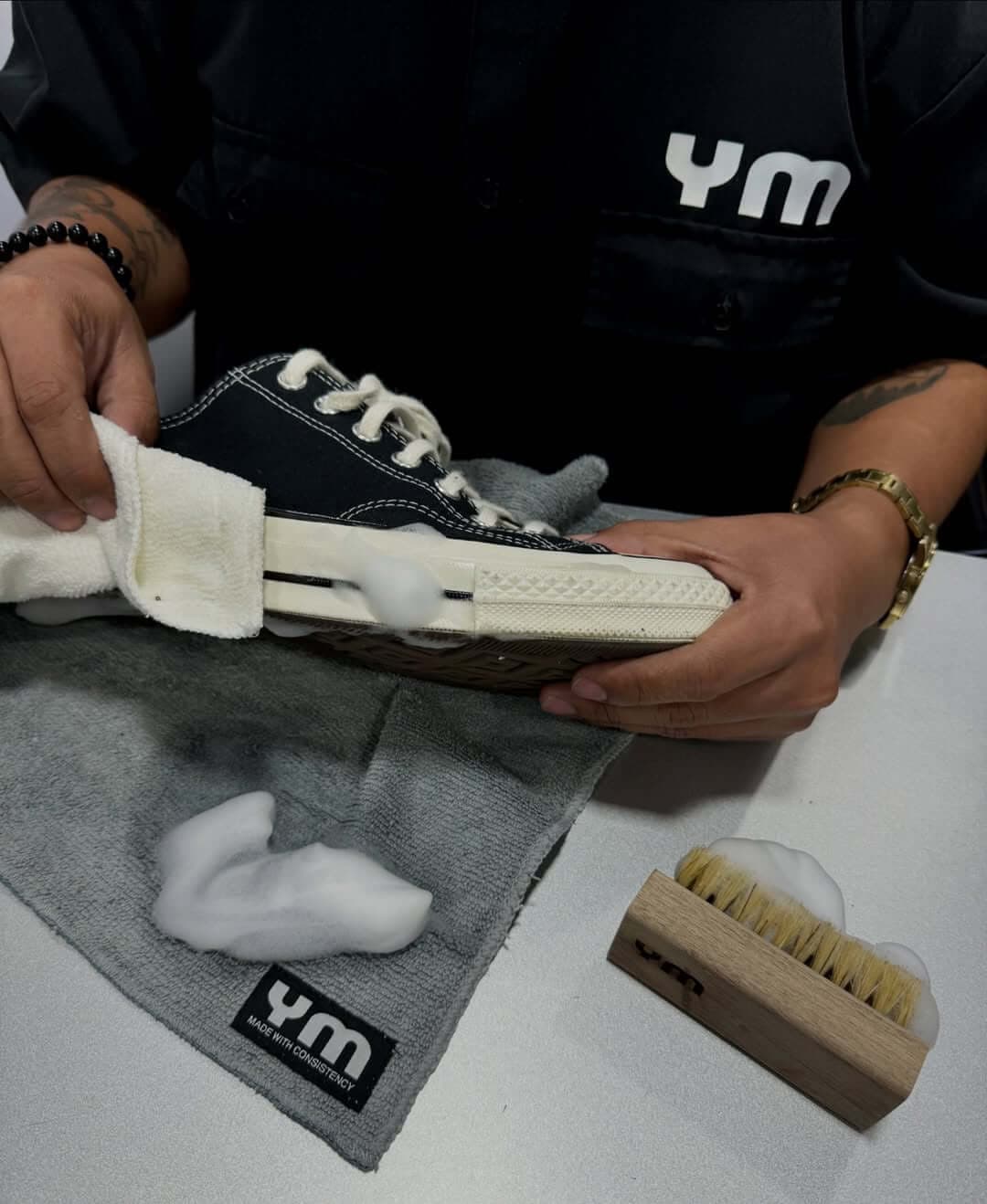 M Shoe Display